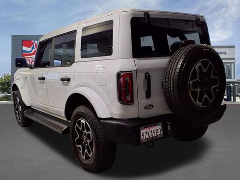 Used 2026 Ford Bronco Outer Banks AWD/4WD image 3