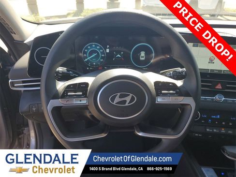 Used 2024 Hyundai Elantra SEL image 26