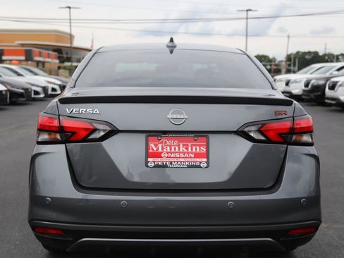 New 2025 Nissan Versa SR w/ Trunk Package image 4