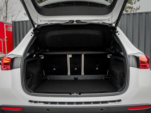 New 2026 Mercedes-Benz GLA 250 GLA 250 image 8