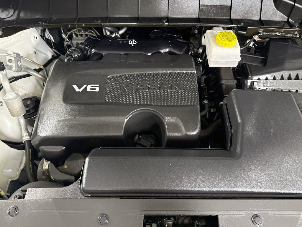 Certified 2024 Nissan Pathfinder Platinum AWD/4WD image 39