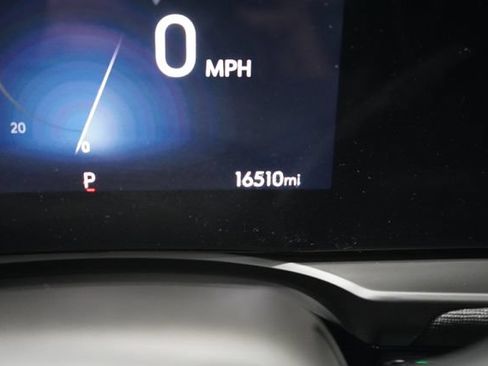 Used 2024 Buick Envista Sport Touring w/ Convenience I Package FWD image 24