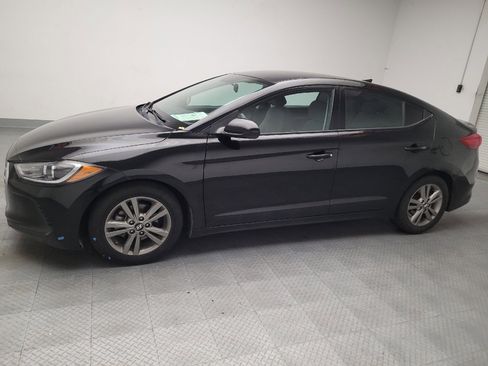 Used 2018 Hyundai Elantra SEL FWD image 2