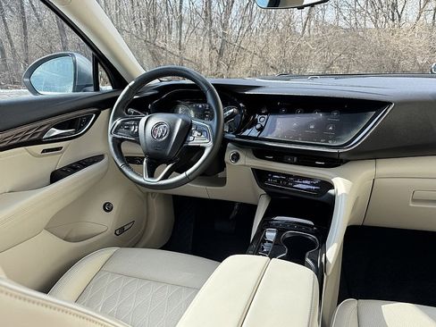 Used 2023 Buick Envision Avenir image 5