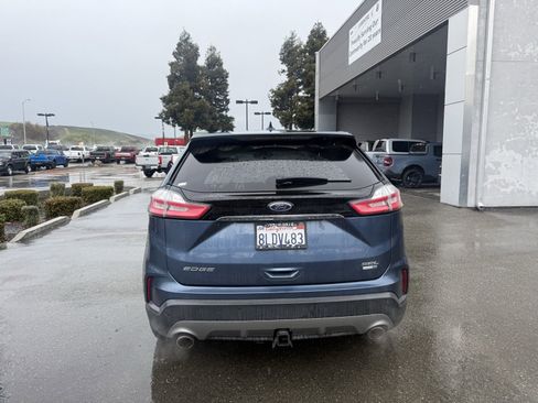 Used 2019 Ford Edge SEL w/ Equipment Group 201A image 4