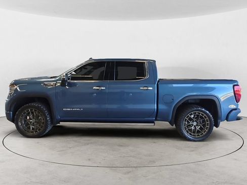 Used 2024 GMC Sierra 1500 Denali Ultimate AWD/4WD image 8