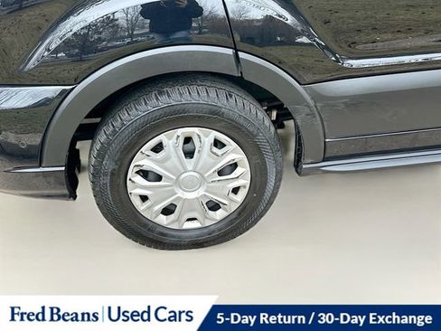 Used 2023 Ford Transit 350 XLT image 28