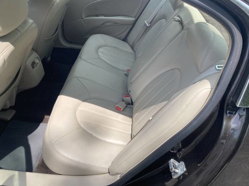 Used 2008 Buick Lucerne CXL w/ Driver Confidence Package FWD image 6