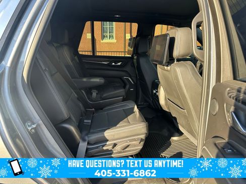 Used 2021 GMC Yukon Denali w/ Denali Premium Package image 22