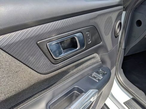 Used 2024 Ford Mustang Coupe image 20