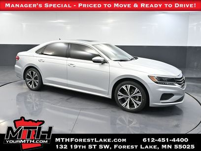 Used 2021 Volkswagen Passat 2.0T SE