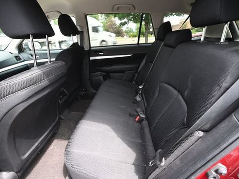 Used 2012 Subaru Outback 2.5i Premium w/ All-Weather Pkg AWD/4WD image 9