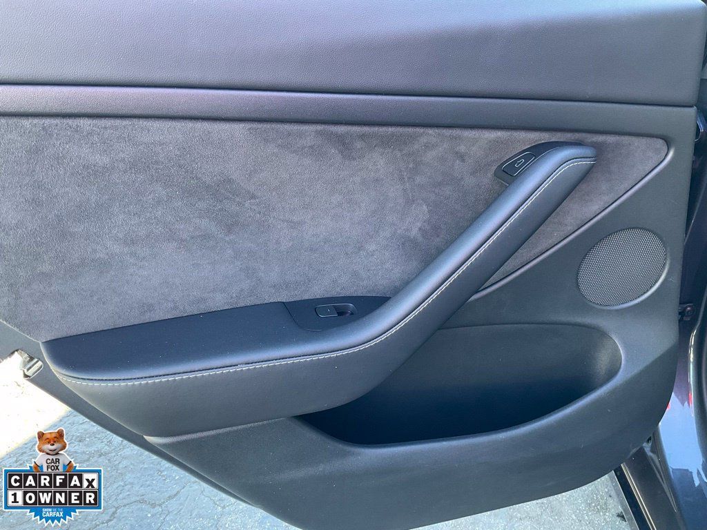 Used 2023 Tesla Model 3 Standard Range RWD image 35