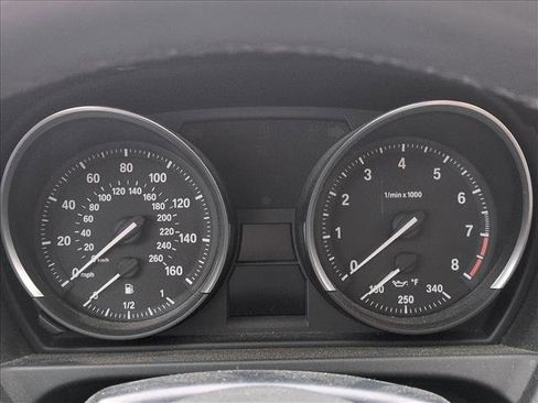 Used 2013 BMW Z4 sDrive35i image 11