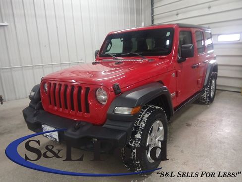 Used 2018 Jeep Wrangler Unlimited Sport image 1