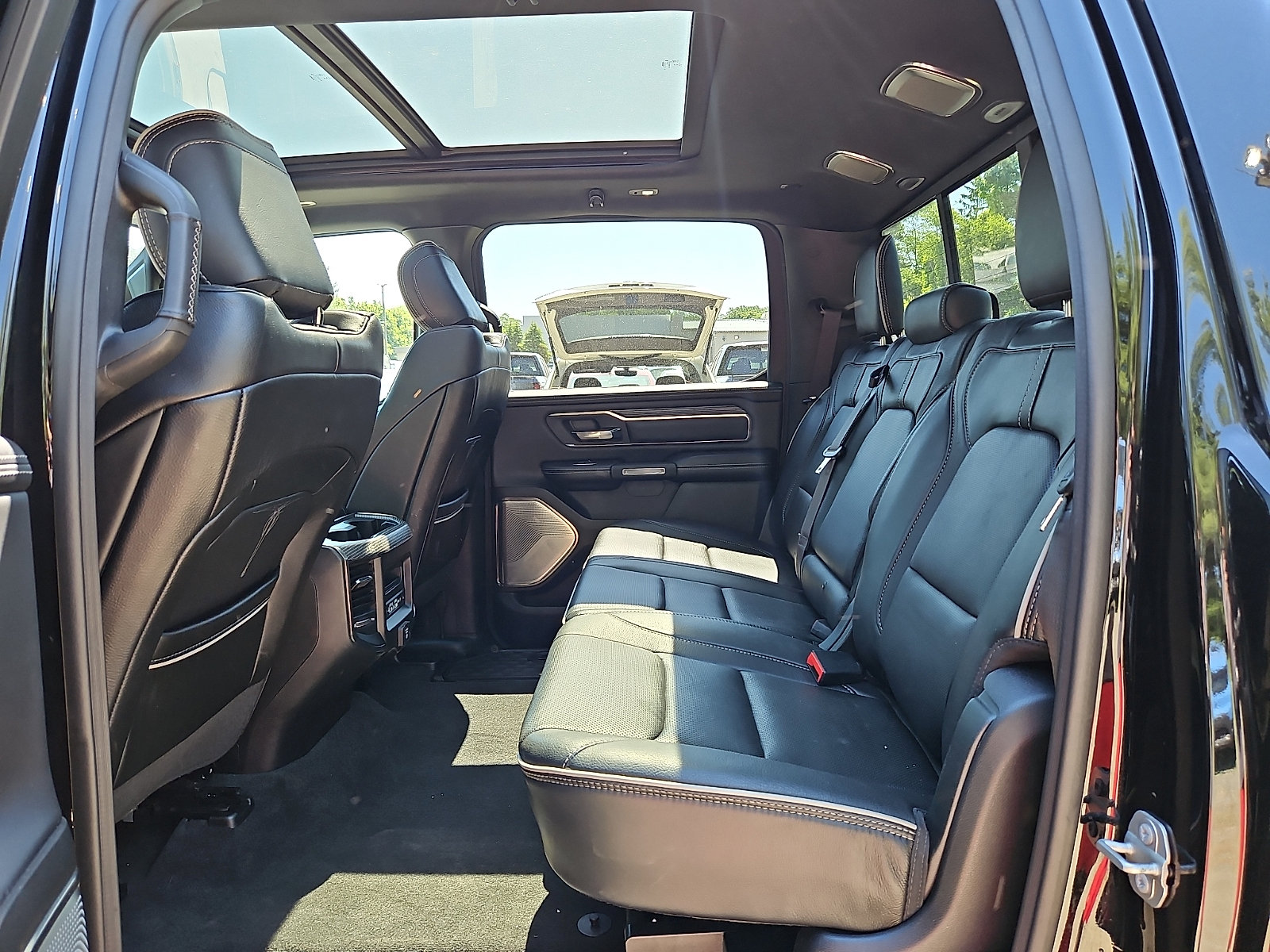 Used 2020 RAM 1500 Limited AWD/4WD image 12