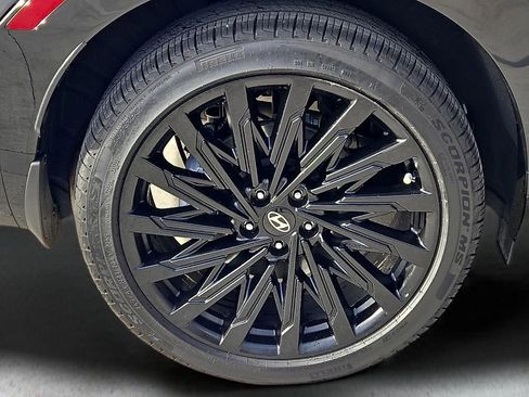 Used 2025 Hyundai Santa Fe Calligraphy image 8