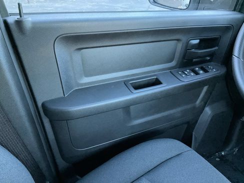 New 2026 RAM 2500 Tradesman AWD/4WD image 17