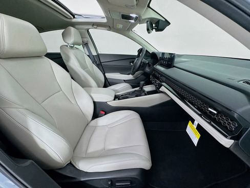 Used 2025 Honda Accord EX-L image 37