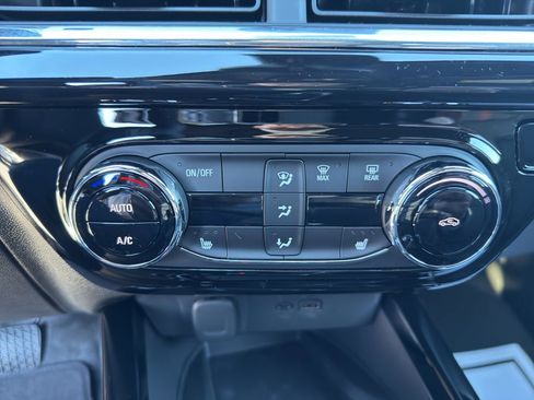 New 2026 Chevrolet Trax RS w/ Sunroof Package image 14