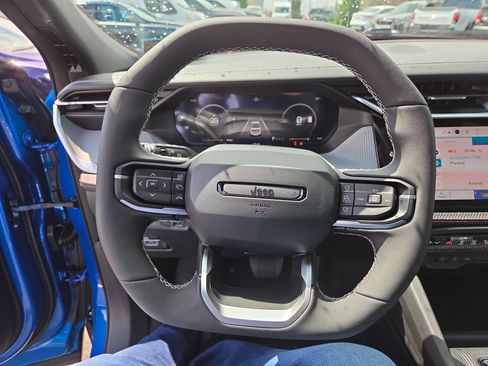 New 2026 Jeep Cherokee Limited AWD/4WD image 3