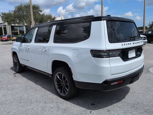 Used 2024 Jeep Grand Wagoneer L Series III w/ Quick Order Packagew 28T AWD/4WD image 7