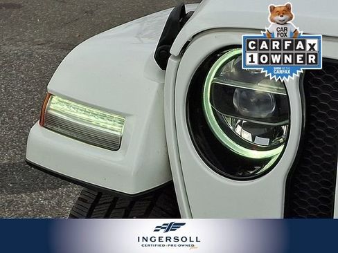 Used 2021 Jeep Wrangler Unlimited Sahara image 36