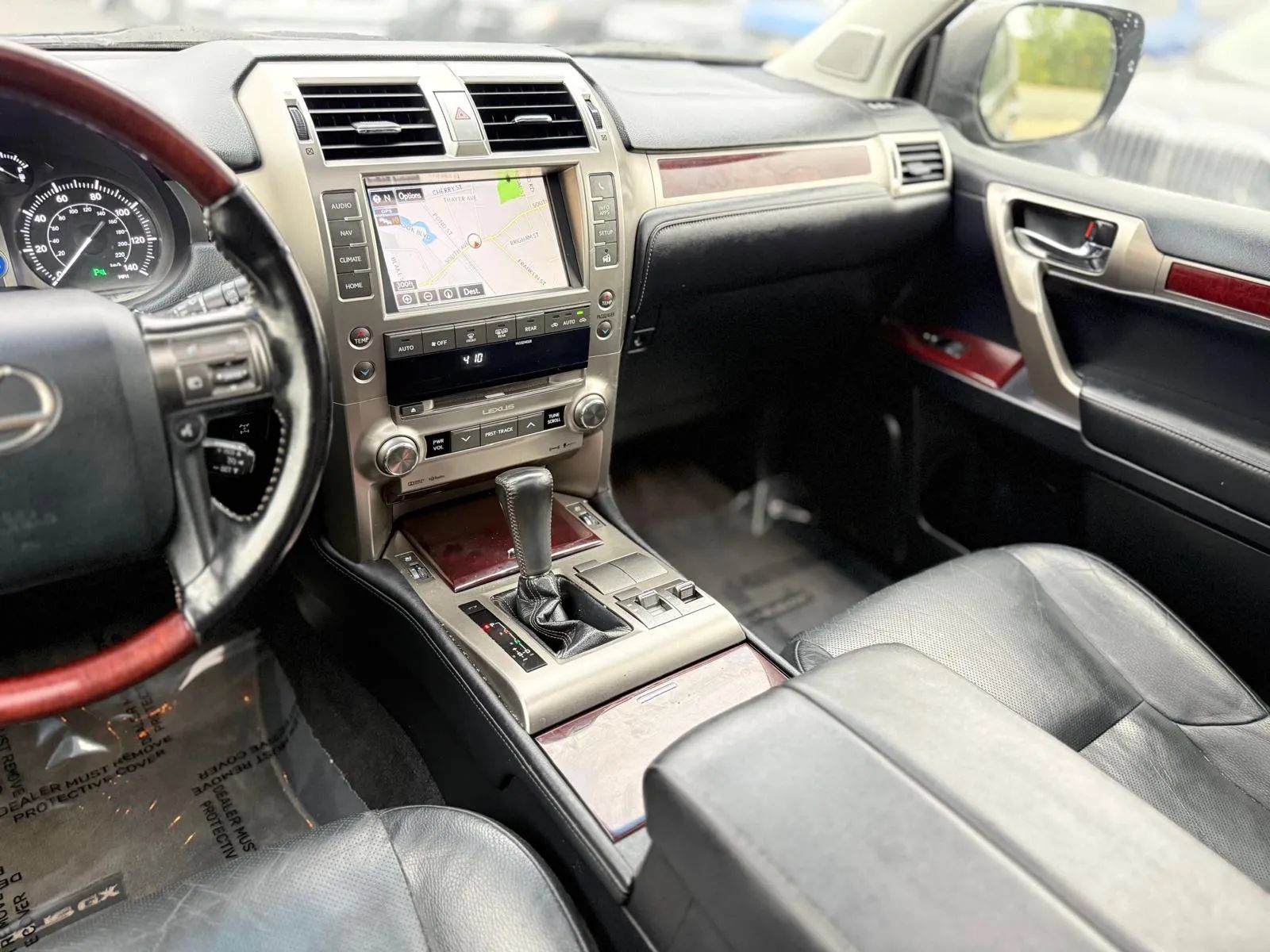 Used 2017 Lexus GX 460 Premium w/ Premium Package AWD/4WD image 19