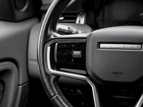 Used 2021 Land Rover Discovery Sport SE image 14