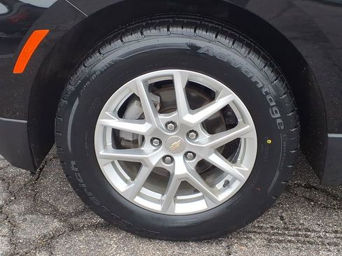 Certified 2023 Chevrolet Equinox LT FWD image 12