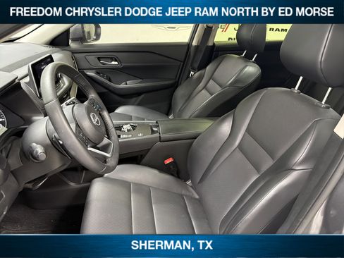 Used 2024 Nissan Rogue SV w/ SV Premium Package FWD image 7