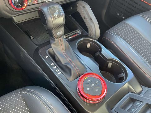 Used 2025 Ford Bronco Raptor w/ Interior Carbon Fiber Pack image 24