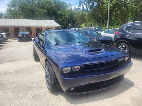 Used 2013 Dodge Challenger R/T RWD image 8