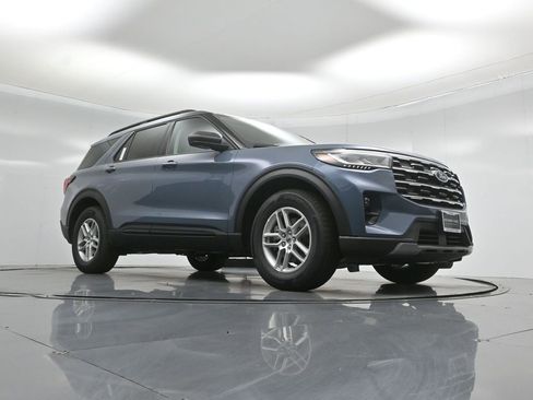 New 2026 Ford Explorer Active w/ Active Comfort Package image 44
