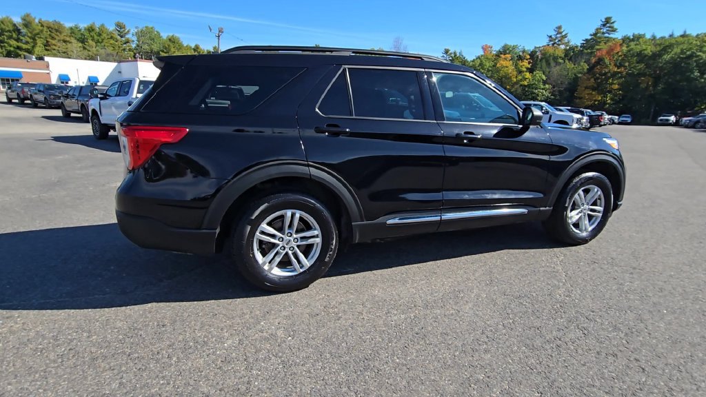 Certified 2021 Ford Explorer XLT w/ Equipment Group 202A AWD/4WD image 20