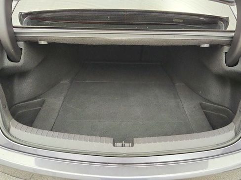 Used 2017 Acura TLX w/ Technology Package FWD image 22