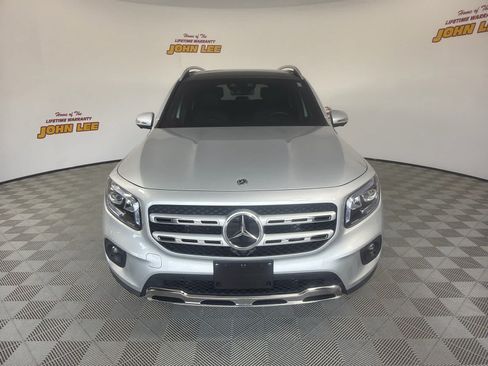 Used 2020 Mercedes-Benz GLB 250 4MATIC image 9