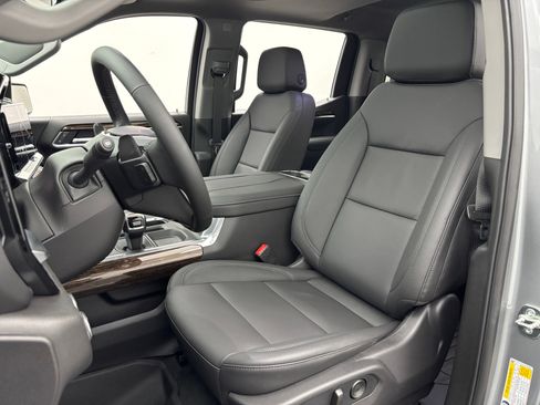 New 2026 GMC Sierra 1500 Elevation w/ Elevation Premium Package AWD/4WD image 17