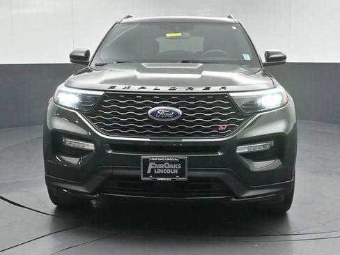 Used 2023 Ford Explorer ST w/ Equipment Group 401A image 2
