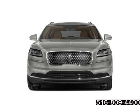 Used 2023 Lincoln Nautilus Reserve AWD/4WD image 5