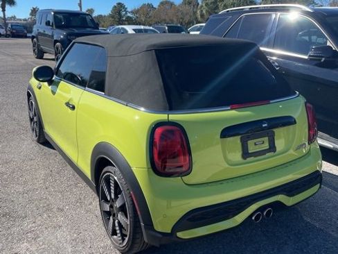 Used 2023 MINI Cooper S image 2