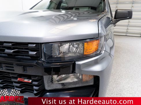 Used 2021 Chevrolet Silverado 1500 Custom Trail Boss AWD/4WD image 8