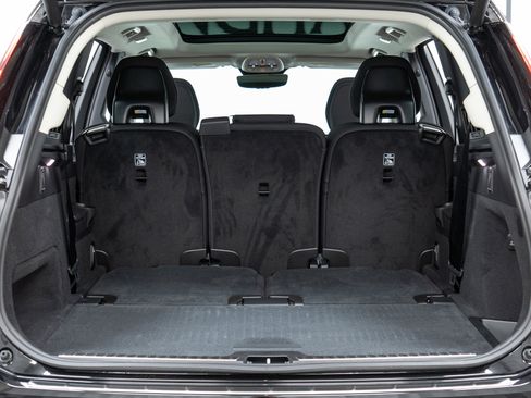 New 2026 Volvo XC90 B6 Plus w/ Protection Package Premier image 10