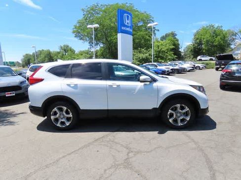 Used 2019 Honda CR-V EX image 4