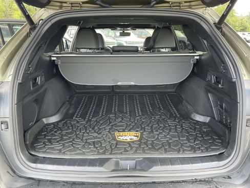 Certified 2025 Subaru Outback Wilderness AWD/4WD image 29