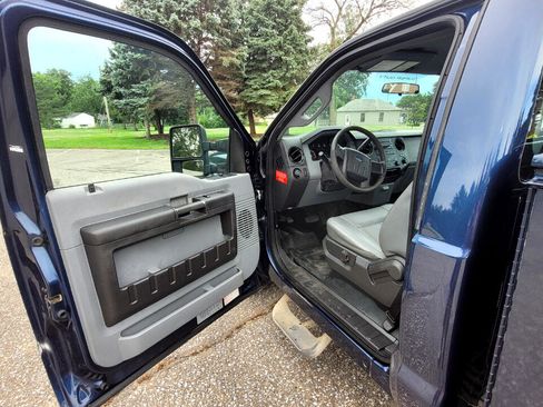 Used 2015 Ford F350 XL image 10