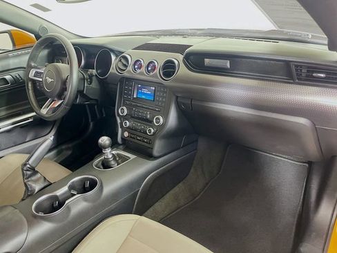 Used 2018 Ford Mustang GT w/ GT Performance Package RWD image 27
