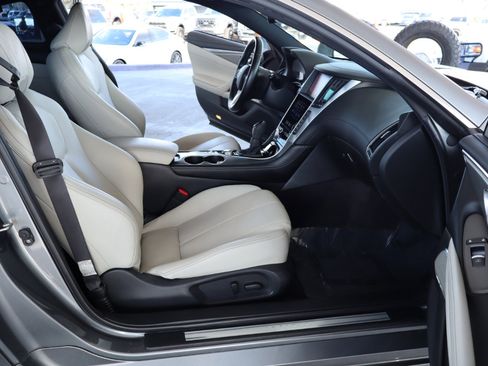 Used 2018 INFINITI Q60 3.0t Luxe w/ Sensory Package 3.0T Luxe image 30