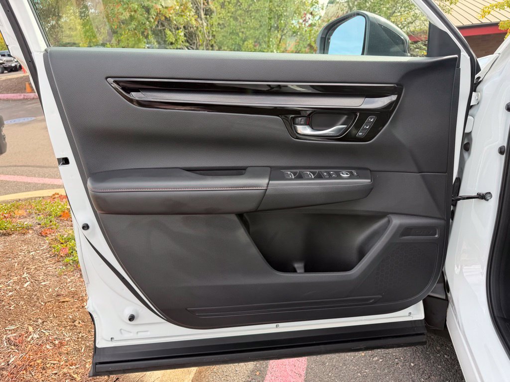Used 2024 Honda CR-V Sport Touring image 11