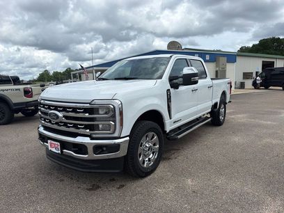 New 2026 Ford F350 Lariat w/ Lariat Premium Package